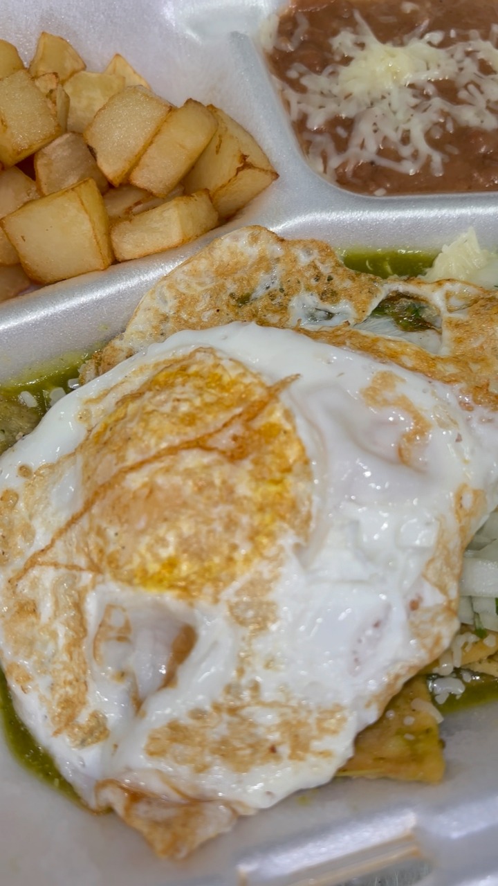 Taco'n Madre Primo food - O’Neal St